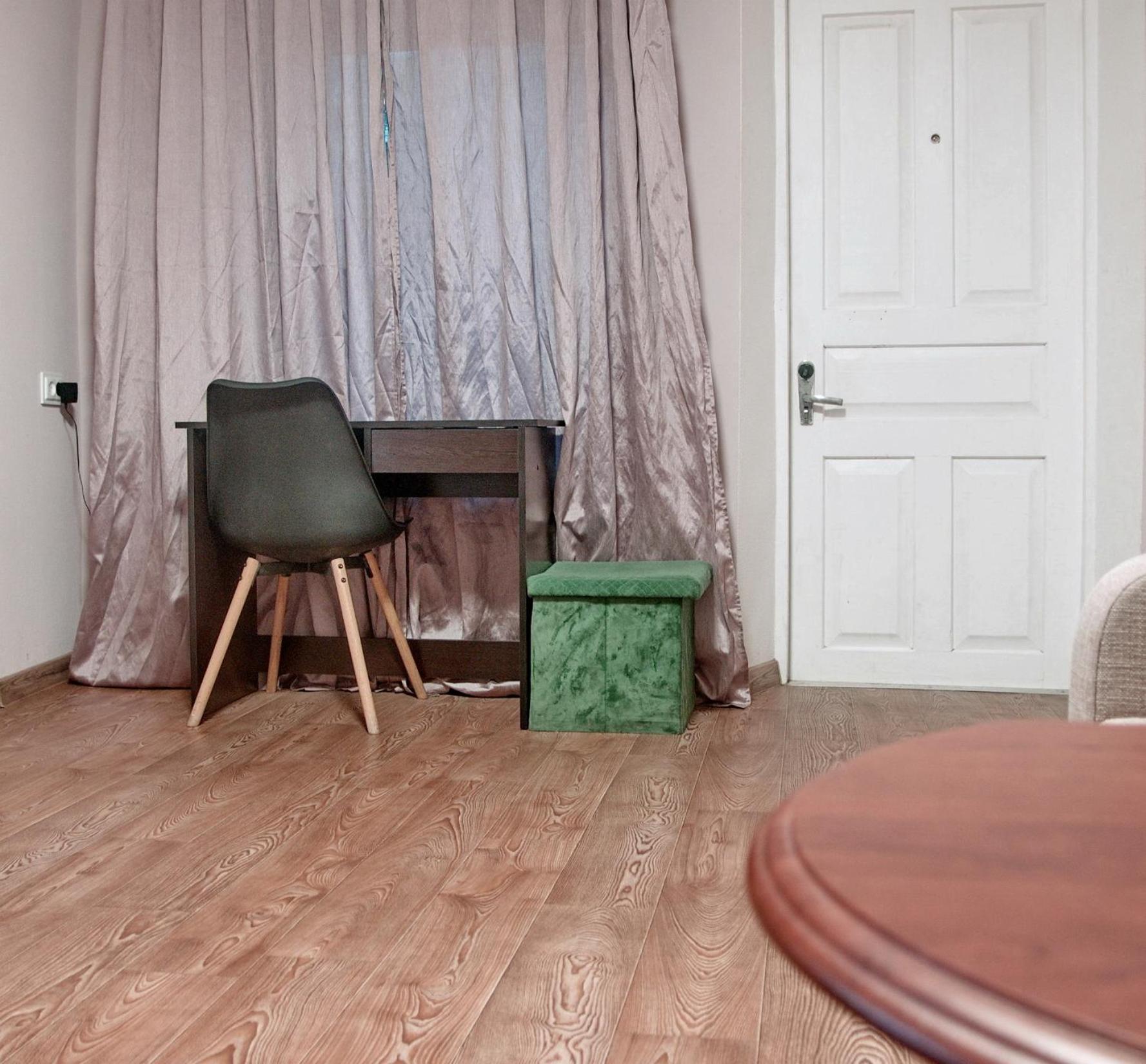Flat in the city center Odesa Exterior photo
